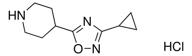 4-(3-Cyclopropyl-1,2,4-oxadiazol-5-yl)piperidine hydrochloride