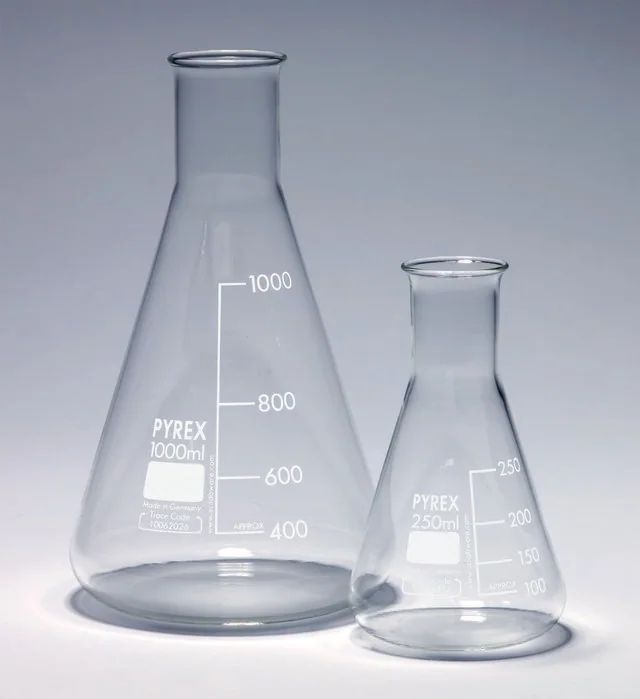 Pyrex<sup>®</sup> Erlenmeyer flask, narrow neck, with printed trace code